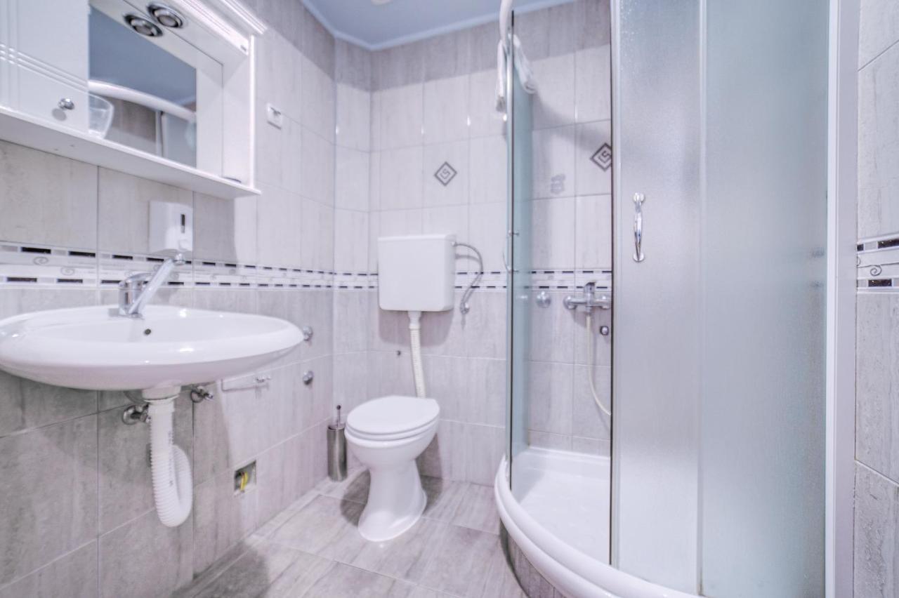 Apartments Singidunum 4 Lux Beograd Bagian luar foto